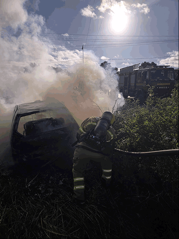 Fotos: Corpo de Bombeiros Fotos: Corpo de Bombeiros
